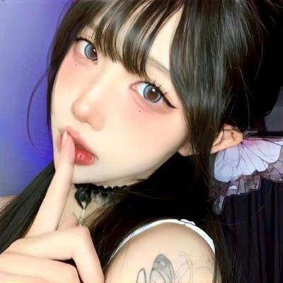 赛马女孩